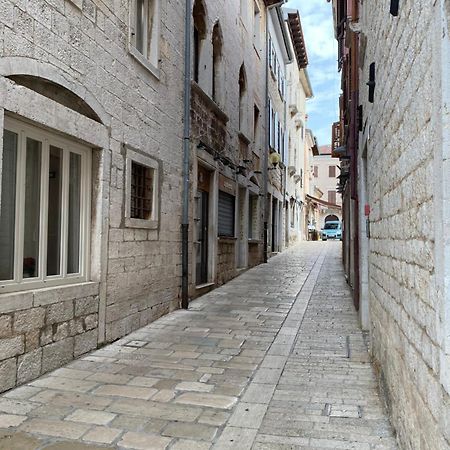 Cardo Apartments Пореч Экстерьер фото