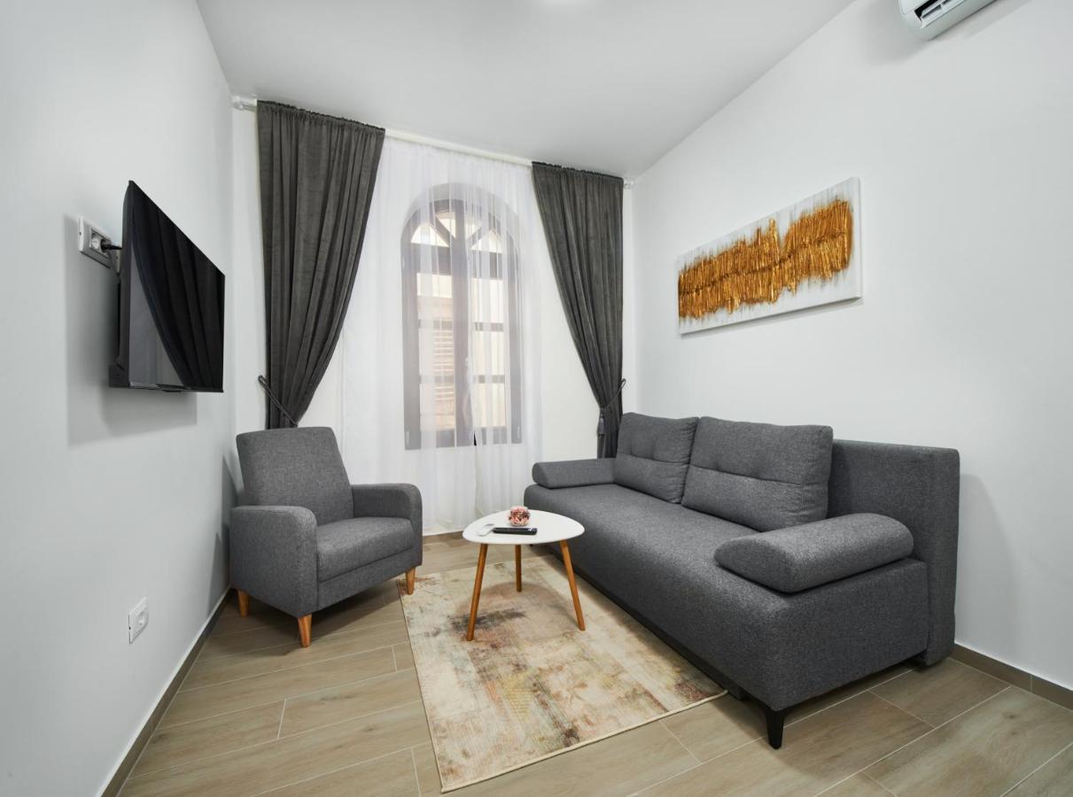 Cardo Apartments Пореч Экстерьер фото