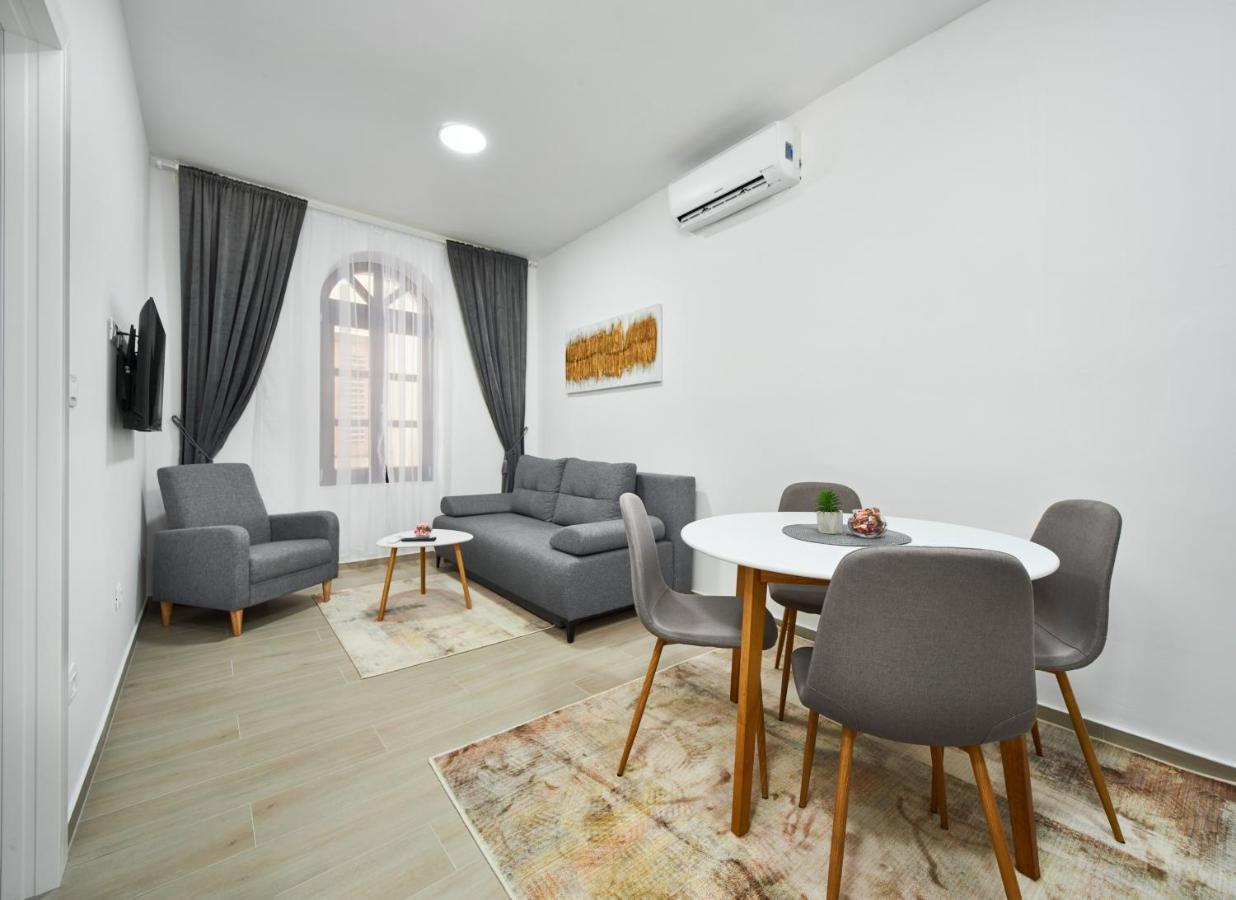 Cardo Apartments Пореч Экстерьер фото